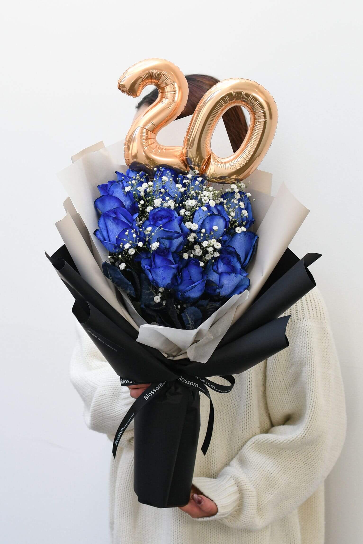 青薔薇のドレスブーケ