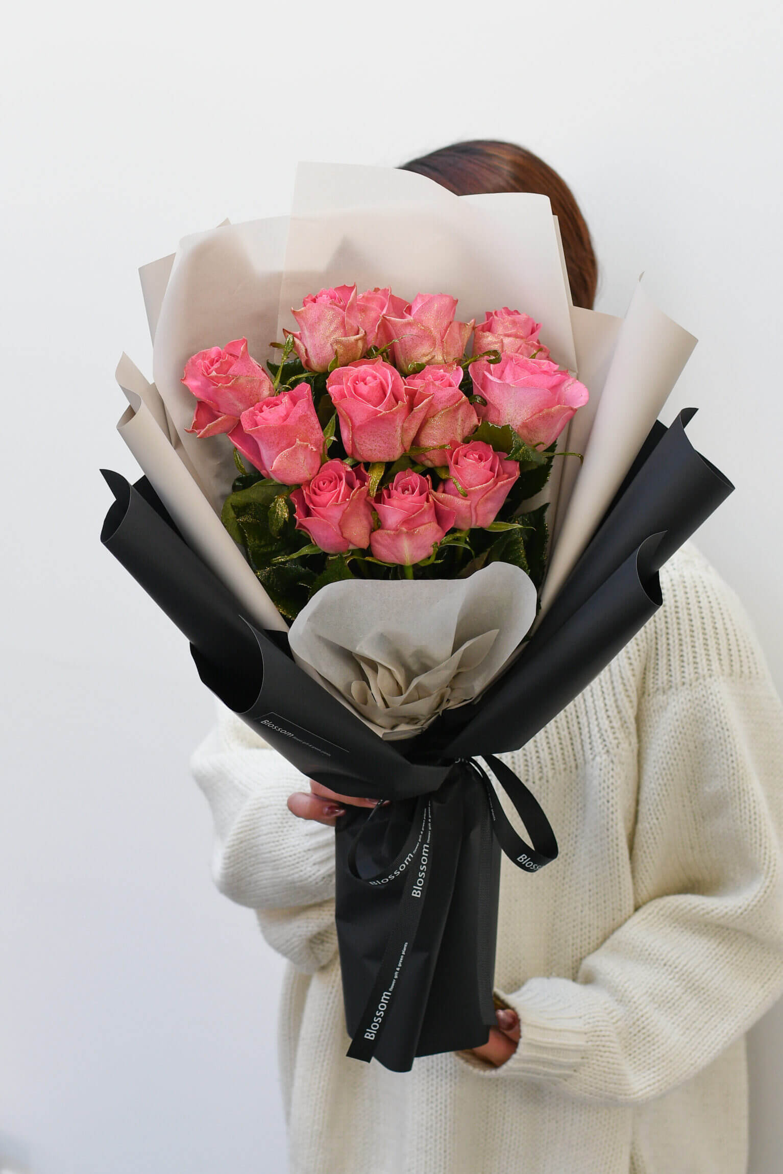 ピンク薔薇のドレスブーケ