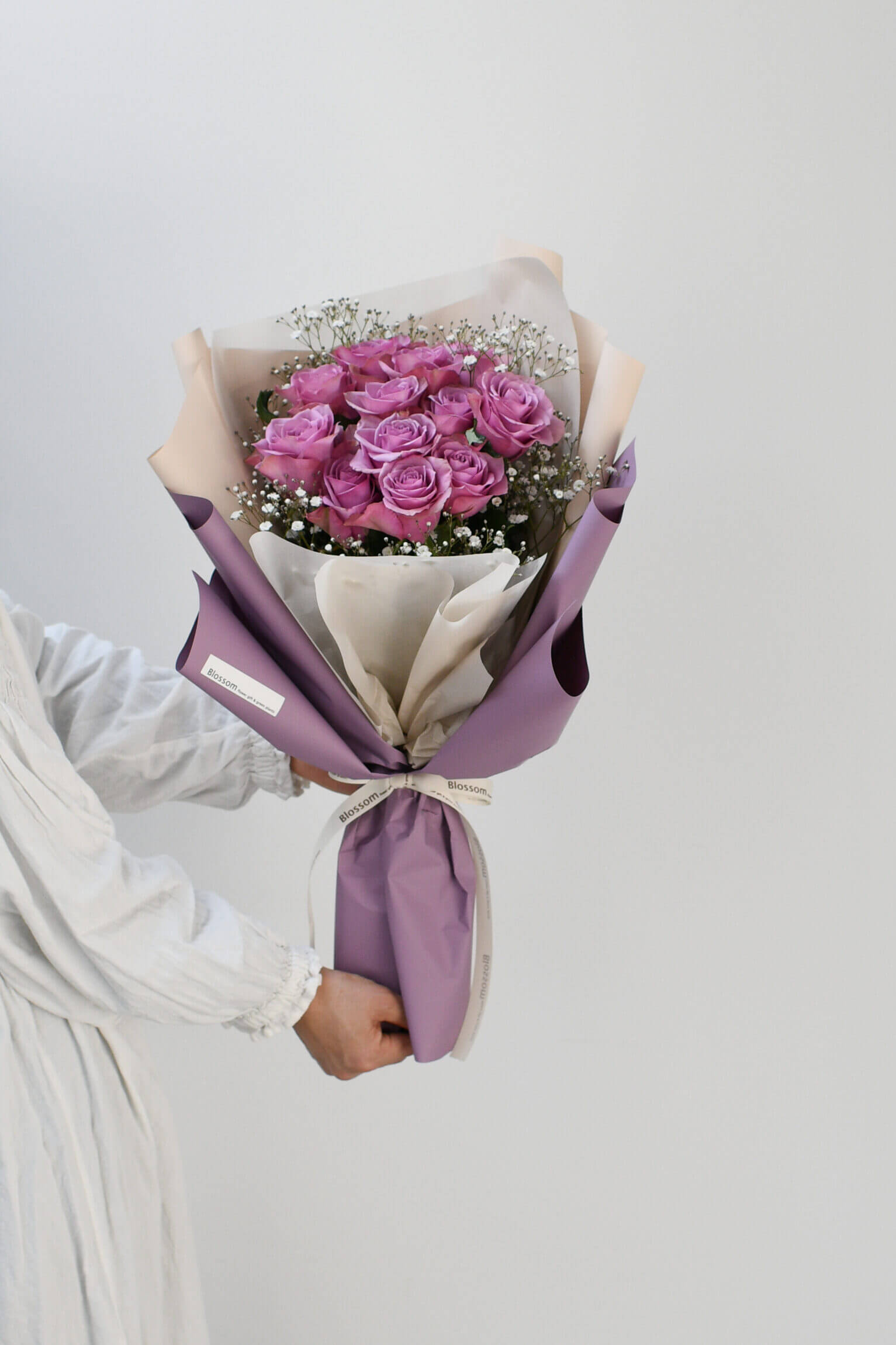 紫薔薇のドレスブーケ