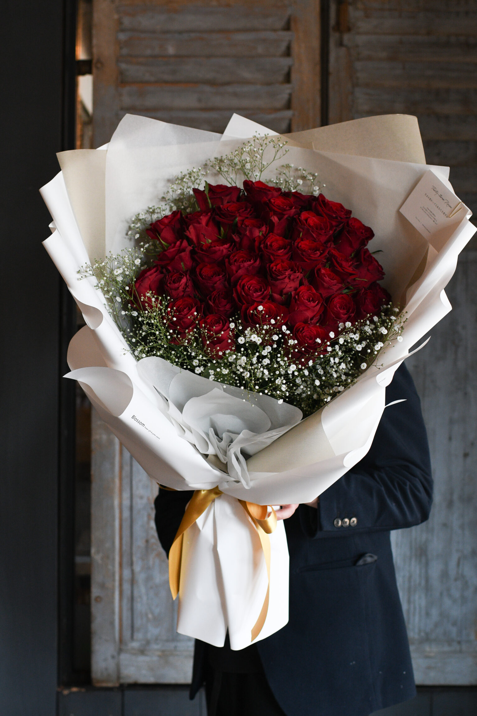 「ホワイトゴールド×赤薔薇」プロポーズリングドレスブーケ