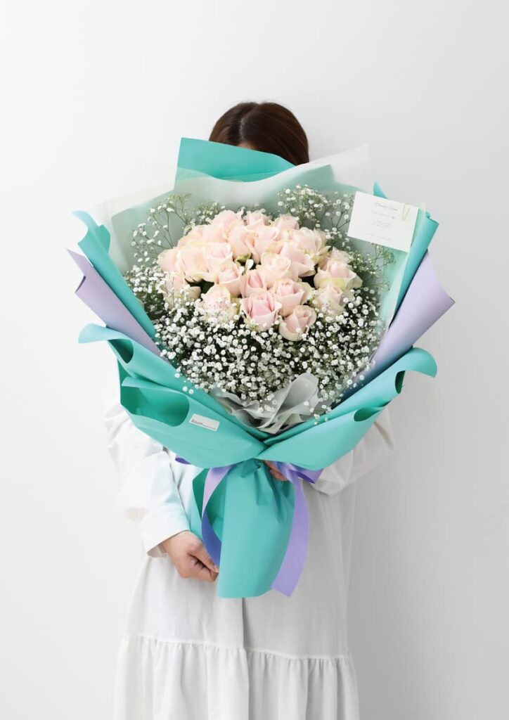 ディズニープリンセスをイメージしたバラの花束